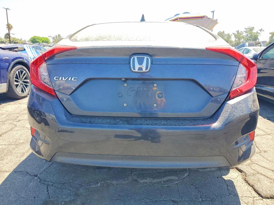 Photo 6 from auction – 2017 HONDA CIVIC with VIN 2HGFC2F74HH539327