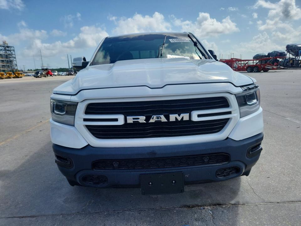 صورة رقم 5 من المزاد - 2019 RAM 1500 مع VIN 1C6RREFT9KN616577