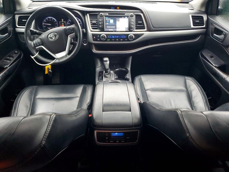 Zdjęcie 8 z aukcji – 2016 TOYOTA HIGHLANDER z VIN 5TDJKRFH5GS253788
