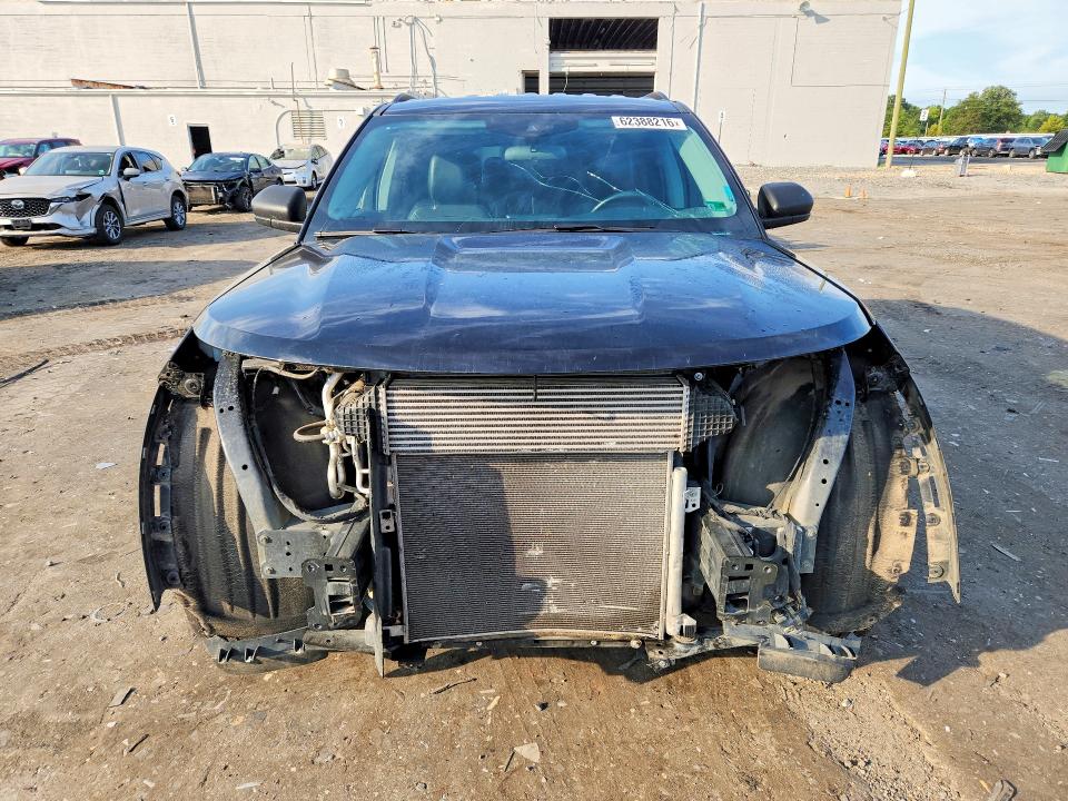Photo 5 from auction – 2023 FORD EXPLORER with VIN 1FMSK8DH8PGA43094