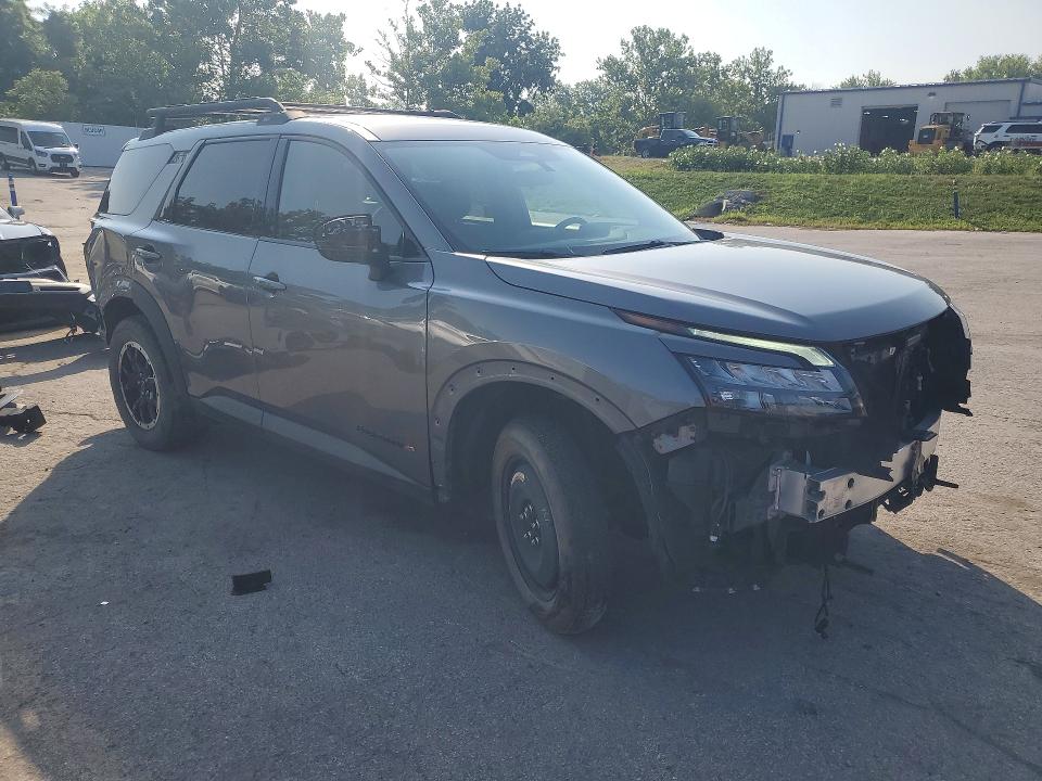 Photo 4 from auction – 2023 NISSAN PATHFINDER with VIN 5N1DR3BDXPC208495