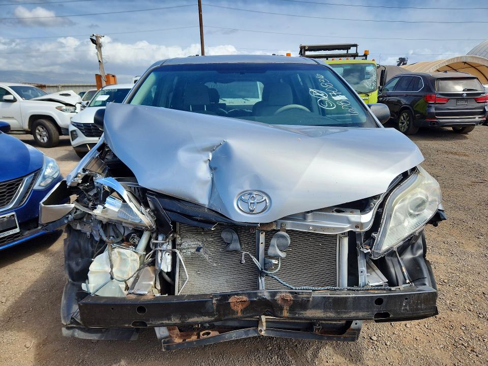Photo 5 from auction – 2013 TOYOTA SIENNA with VIN 5TDZK3DC6DS311247