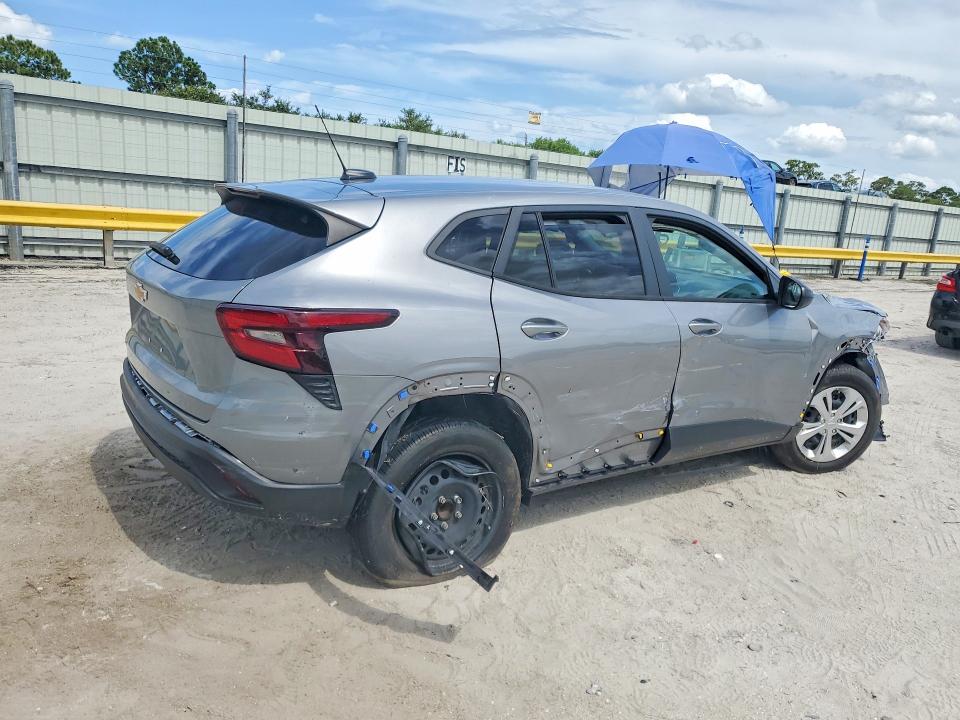 Photo 3 from auction – 2024 CHEVROLET TRAX with VIN KL77LFE26RC118047