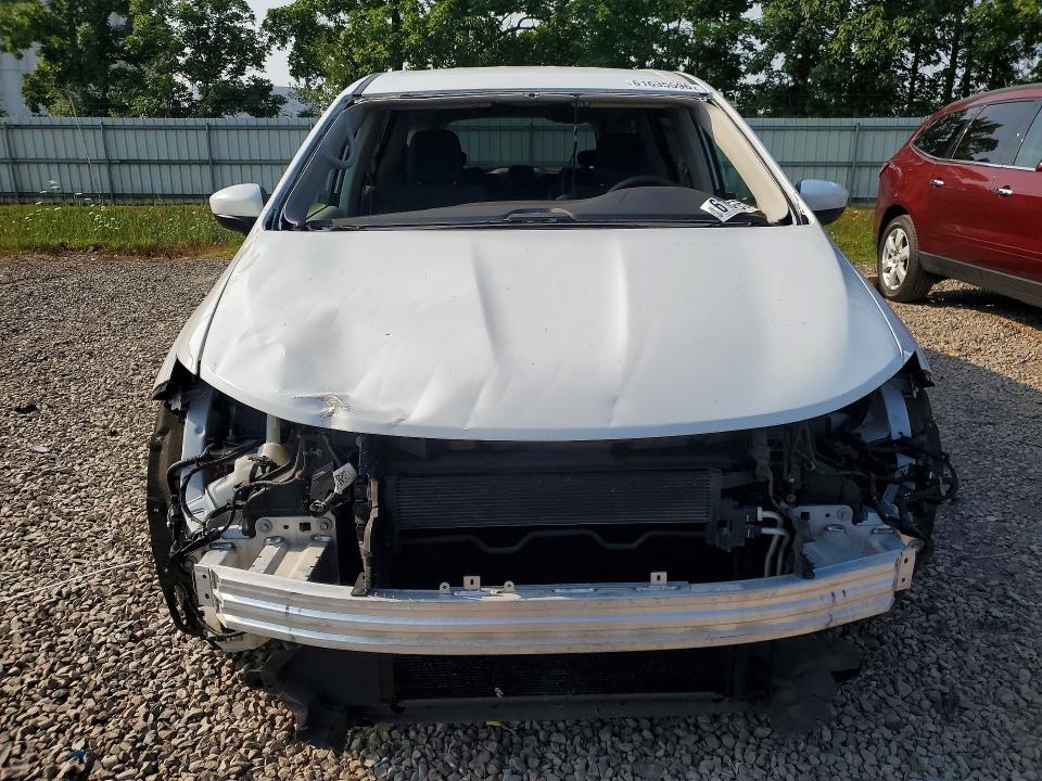 Photo 5 from auction – 2023 CHRYSLER VOYAGER with VIN 2C4RC1CG1PR602175
