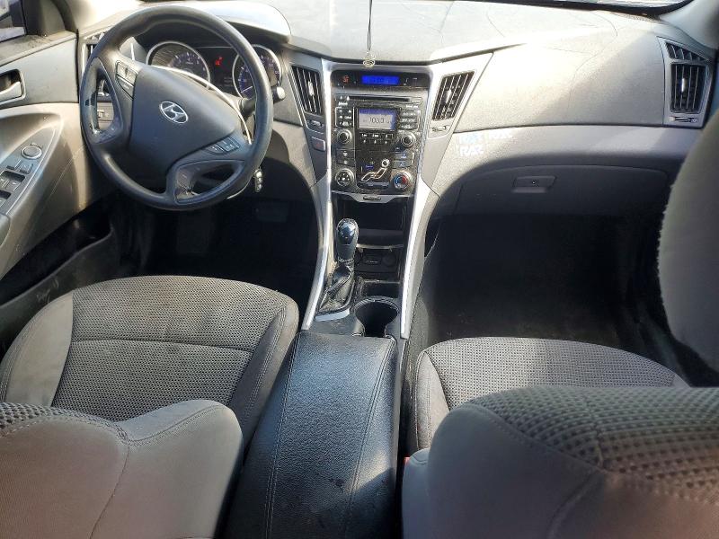 Photo 8 from auction – 2011 HYUNDAI SONATA with VIN 5NPEB4AC9BH047775