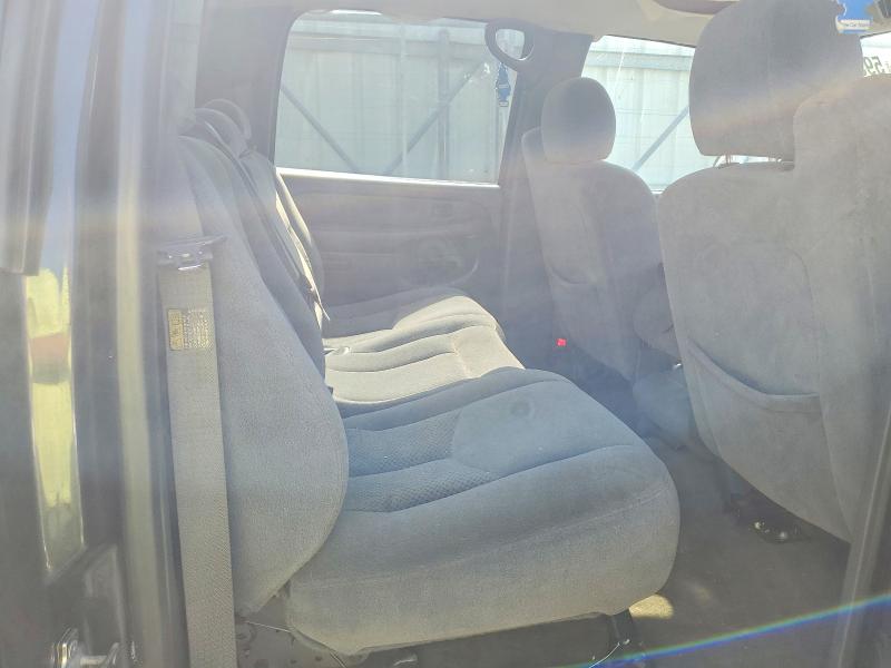 Photo 10 from auction – 2005 CHEVROLET SILVERADO with VIN 1GCHC23245F865108