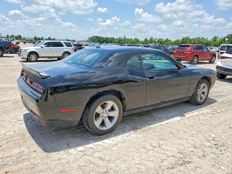 Photo 3 from auction – 2023 DODGE CHALLENGER with VIN 2C3CDZAGXPH553573