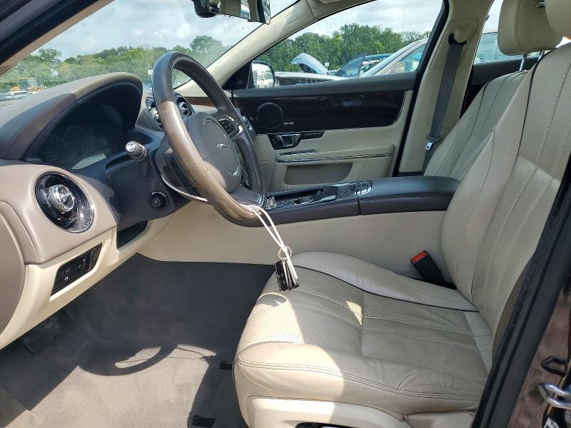 Photo 7 from auction – 2015 JAGUAR XJL with VIN SAJWA2GZ8F8V76129