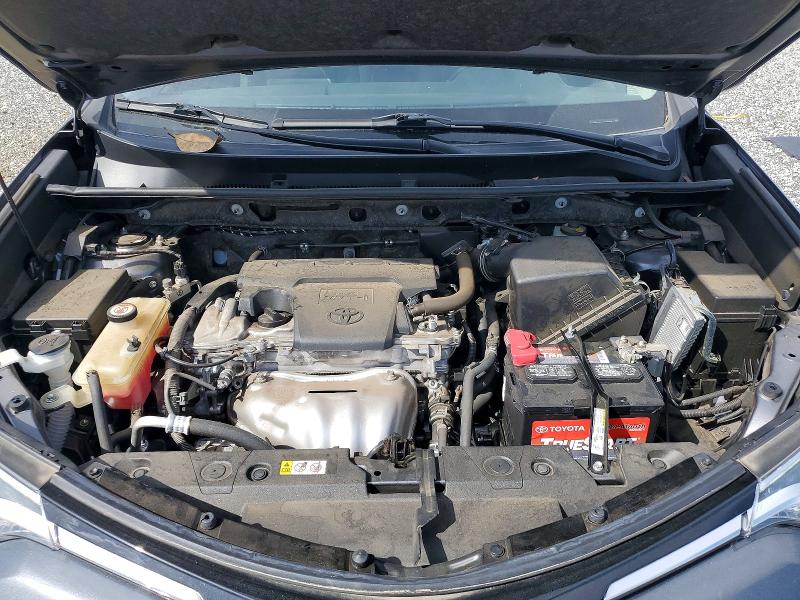 Photo 11 from auction – 2018 TOYOTA RAV4 with VIN JTMYFREV6JD126934