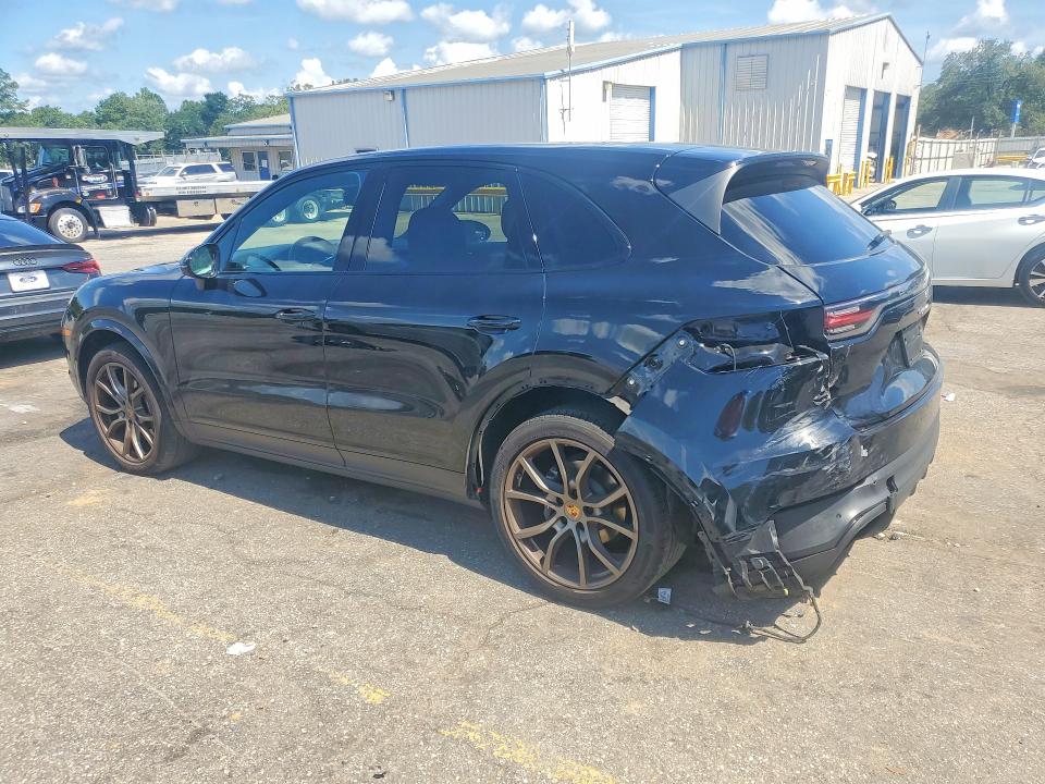 Photo 2 from auction – 2023 PORSCHE CAYENNE with VIN WP1AA2AY2PDA01671