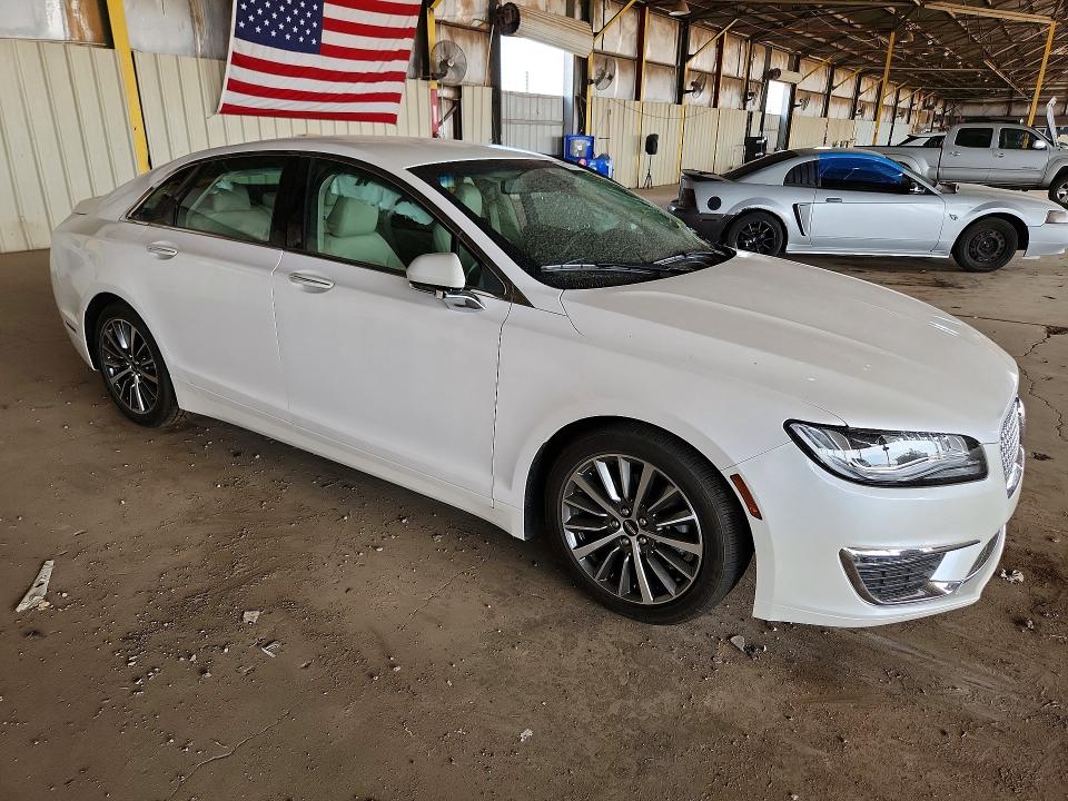 Photo 4 from auction – 2020 LINCOLN MKZ with VIN 3LN6L5A97LR608691