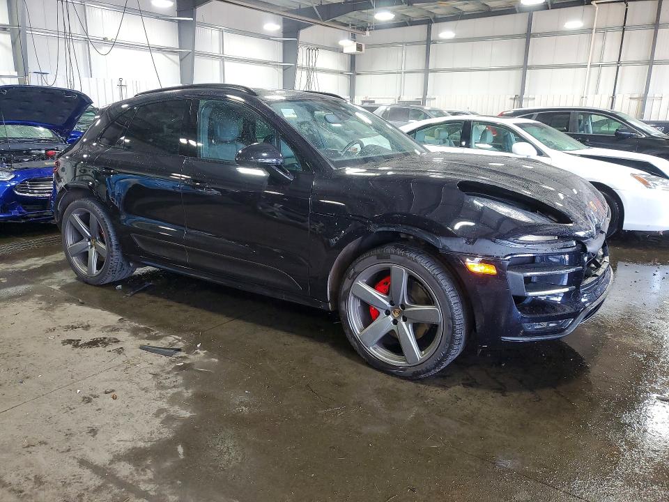 Photo 4 from auction – 2016 PORSCHE MACAN with VIN WP1AF2A59GLB92874