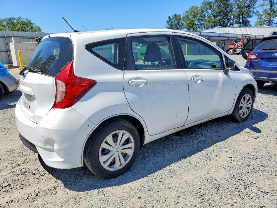 Photo 3 from auction – 2017 NISSAN VERSA NOTE with VIN 3N1CE2CP1HL366411