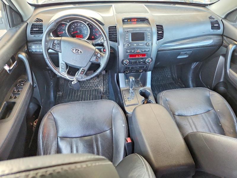 Photo 8 from auction – 2012 KIA SORENTO with VIN 5XYKUDA25CG244746