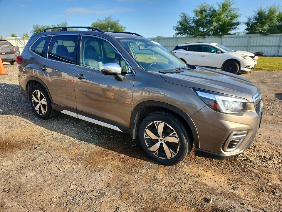 Photo 4 from auction – 2020 SUBARU FORESTER with VIN JF2SKAXC3LH416169