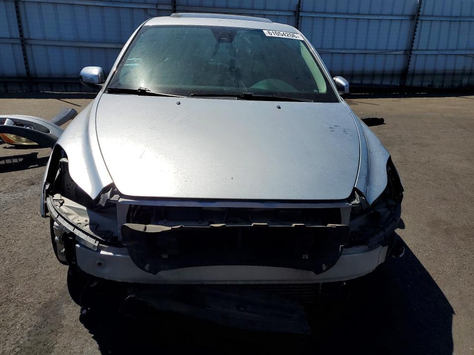 Photo 5 from auction – 2013 VOLVO C30 with VIN YV1672MK8D2311533