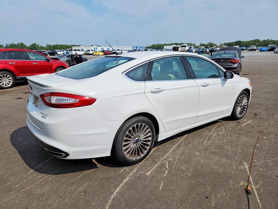 Photo 3 from auction – 2015 FORD FUSION with VIN 3FA6P0K92FR253868