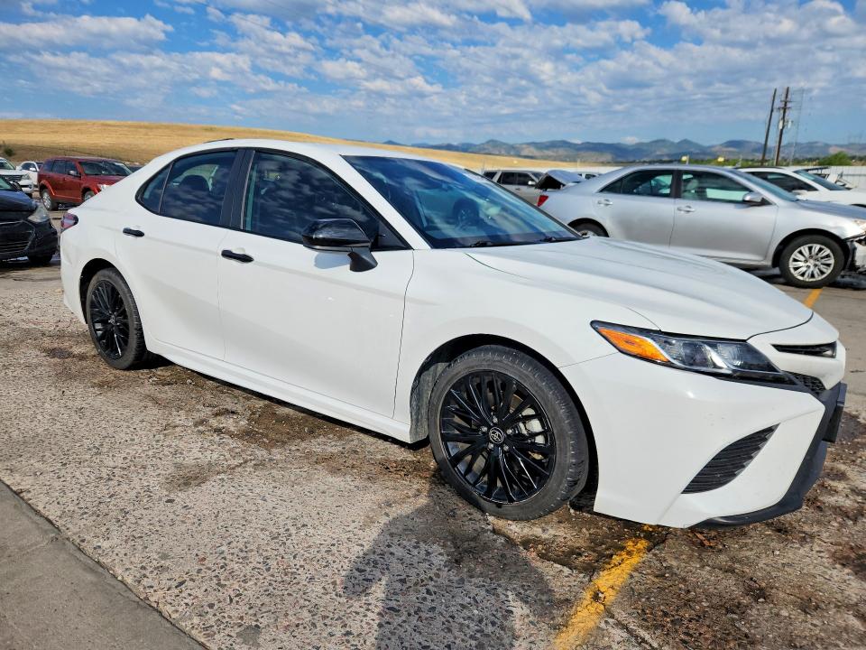Photo 4 from auction – 2020 TOYOTA CAMRY with VIN 4T1G11BK8LU002782