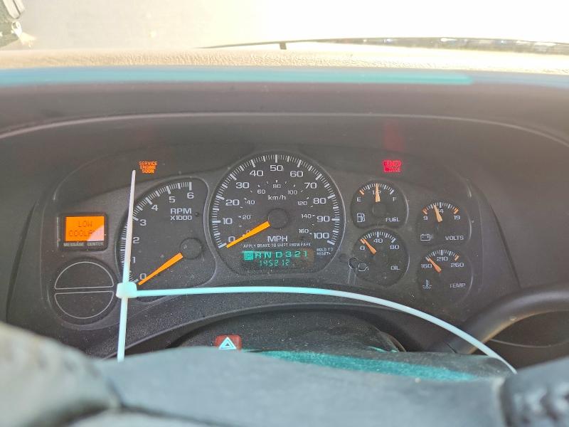 Photo 9 from auction – 2000 CHEVROLET SILVERADO with VIN 1GCEK19T3YE365838