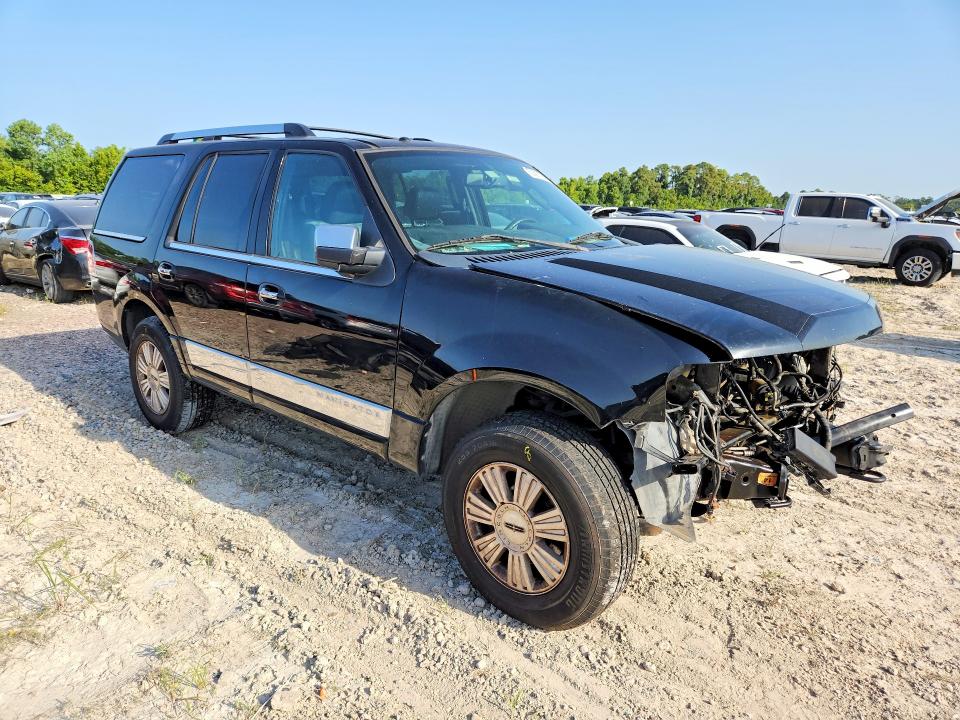 Photo 4 from auction – 2008 LINCOLN NAVIGATOR with VIN 5LMFU27528LJ03841