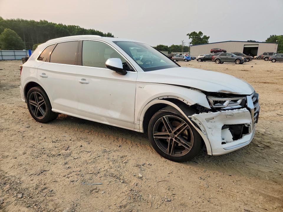 Photo 4 from auction – 2018 AUDI SQ5 with VIN WA1A4AFY6J2028283