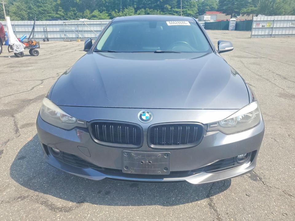 Photo 5 from auction – 2013 BMW 328 with VIN WBA3B5G54DNS00892
