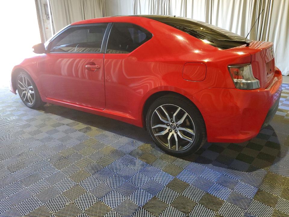 Photo 2 from auction – 2016 SCION TC with VIN JTKJF5C71GJ016617