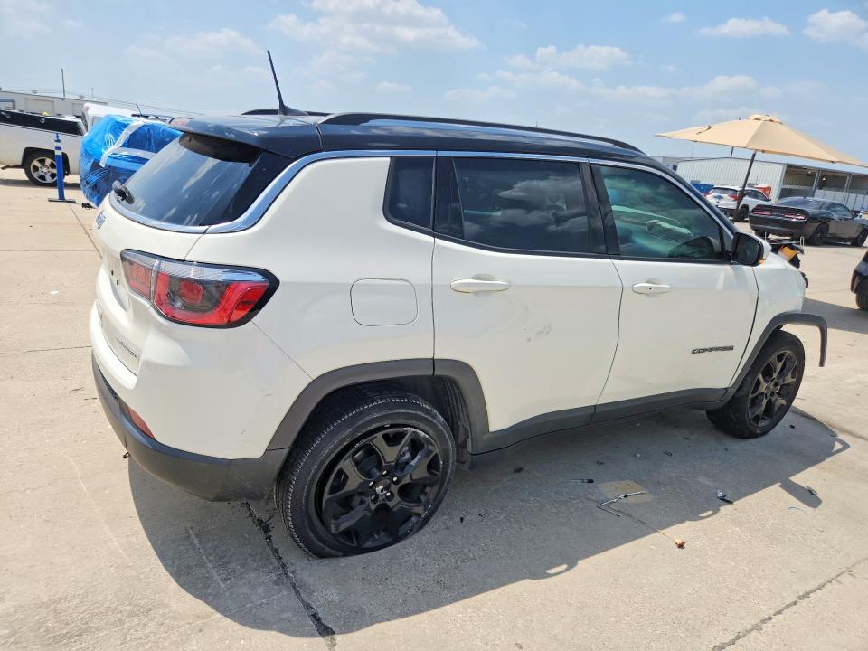 Photo 3 from auction – 2017 JEEP COMPASS with VIN 3C4NJDCB5HT671802