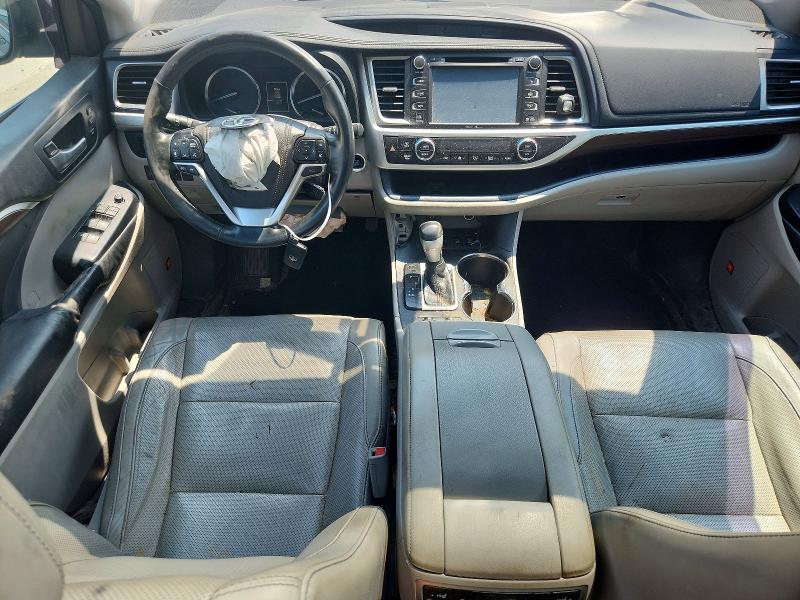 Фото 8 с аукциона – 2015 TOYOTA HIGHLANDER с VIN 5TDDKRFH3FS109278