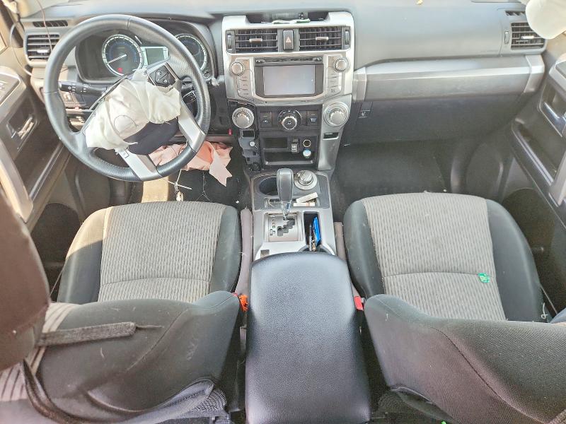 Photo 8 from auction – 2019 TOYOTA 4RUNNER with VIN JTEBU5JR4K5696631