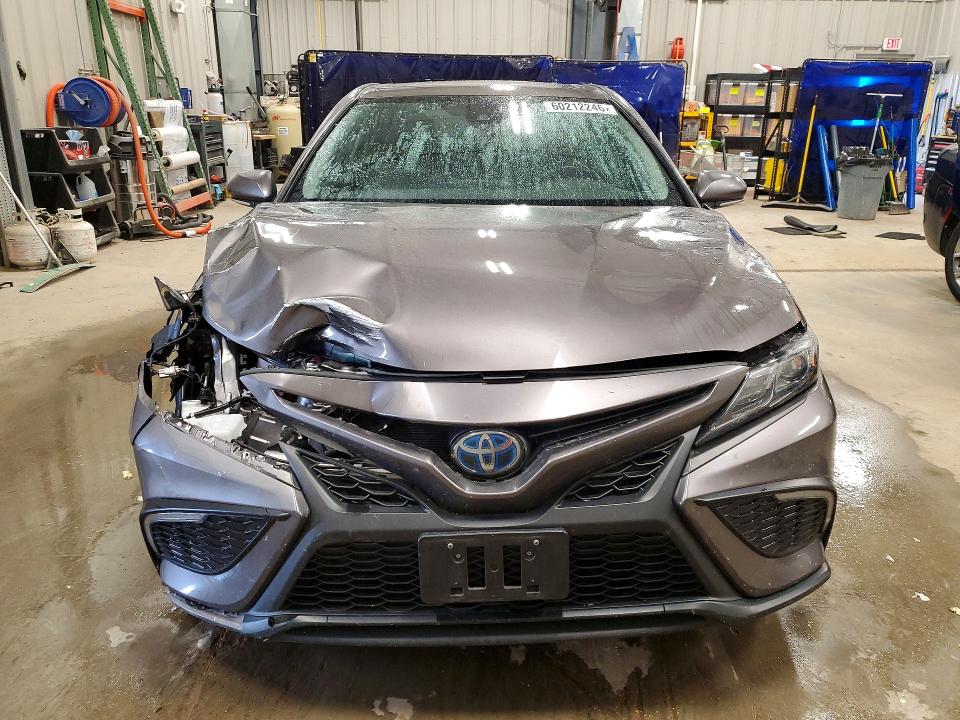 Снимка 5 от търг – 2023 TOYOTA CAMRY HYBRID с VIN 4T1S31AK8PU613942