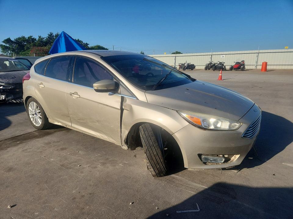 Photo 4 from auction – 2017 FORD FOCUS with VIN 1FADP3N21HL299135