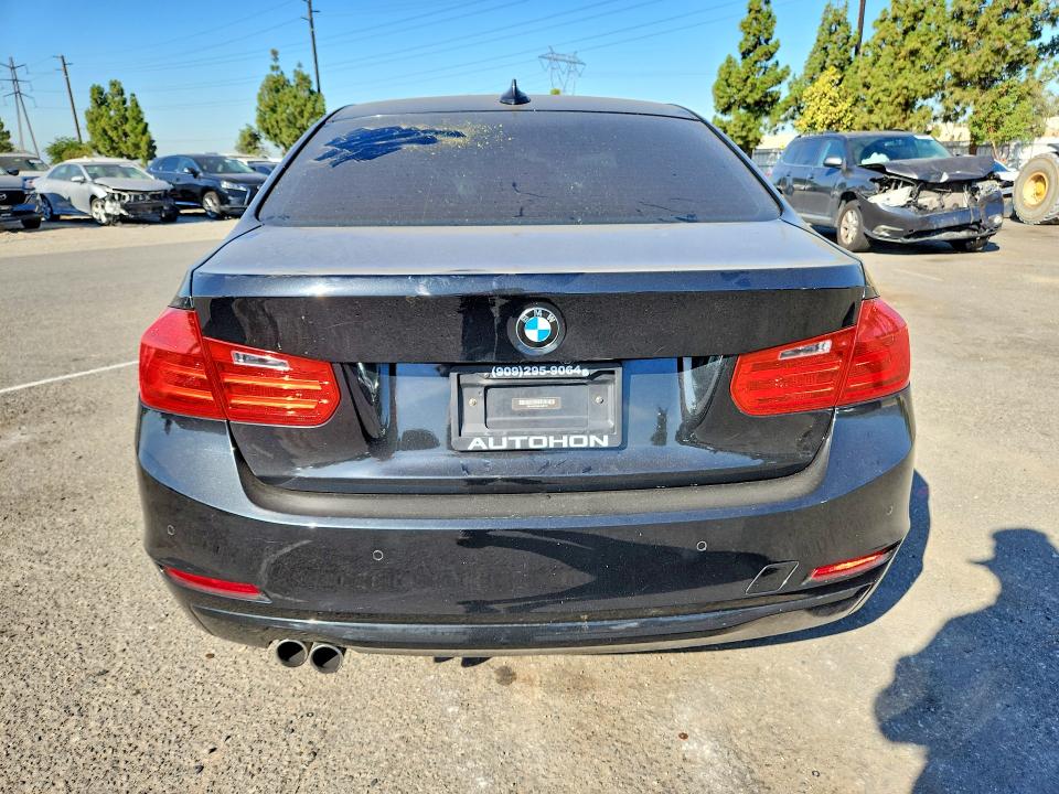 Photo 6 from auction – 2014 BMW 328 with VIN WBA3A5C56EJ465119