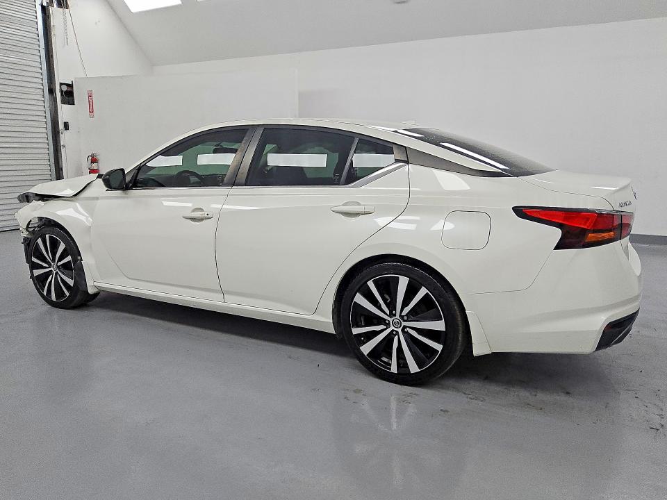 Photo 2 from auction – 2019 NISSAN ALTIMA with VIN 1N4BL4CV7KC178929