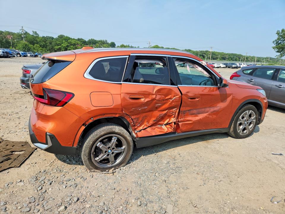 Photo 3 from auction – 2023 BMW X1 with VIN WBX73EF03P5X17664