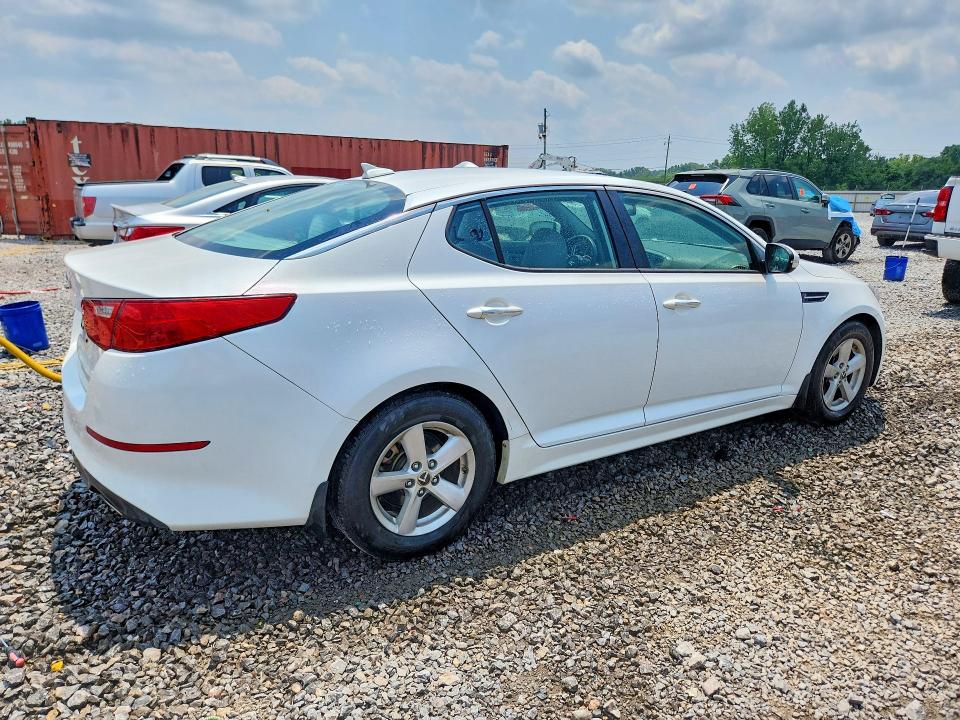 Фото 3 с аукциона – 2015 KIA OPTIMA с VIN KNAGM4A71F5554145