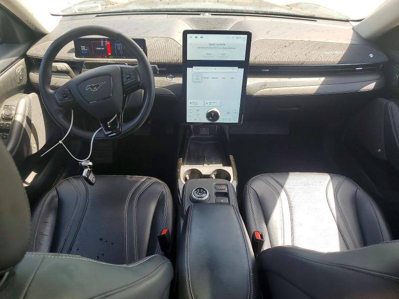 Photo 8 from auction – 2022 FORD MUSTANG MACH-E with VIN 3FMTK3SU6NMA56551