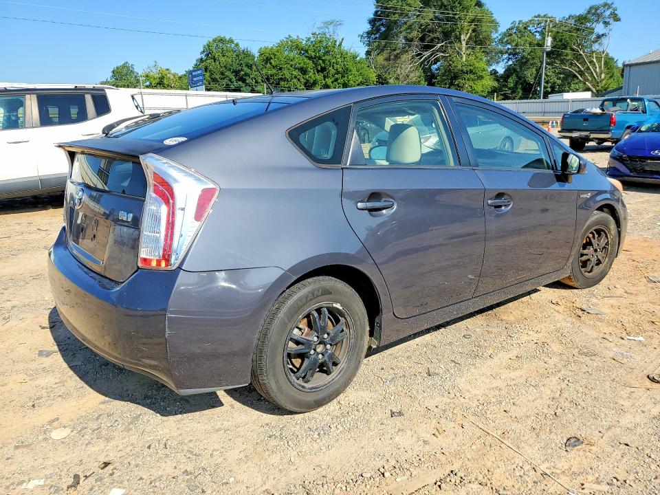 Photo 3 from auction – 2012 TOYOTA PRIUS with VIN JTDKN3DU9C1598564