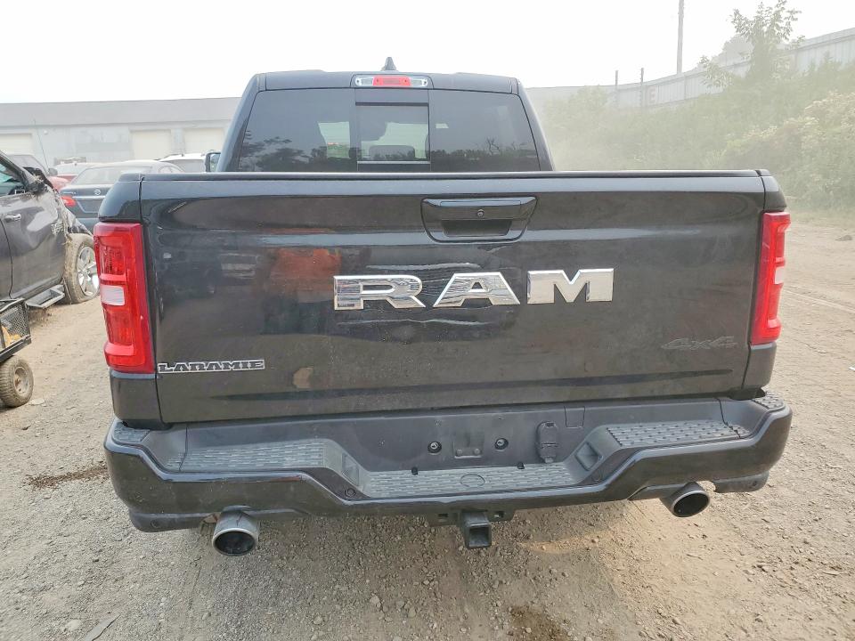 Снимка 6 от търг – 2026 RAM 1500 с VIN 1C6SRFJP3TN290049