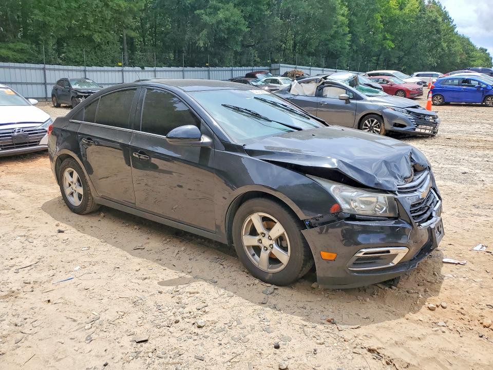 Photo 4 from auction – 2015 CHEVROLET CRUZE with VIN 1G1PC5SB3F7162554