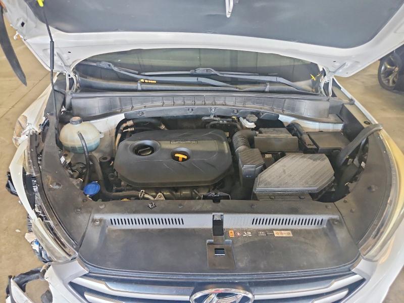 Photo 12 from auction – 2017 HYUNDAI TUCSON with VIN KM8J23A44HU333058