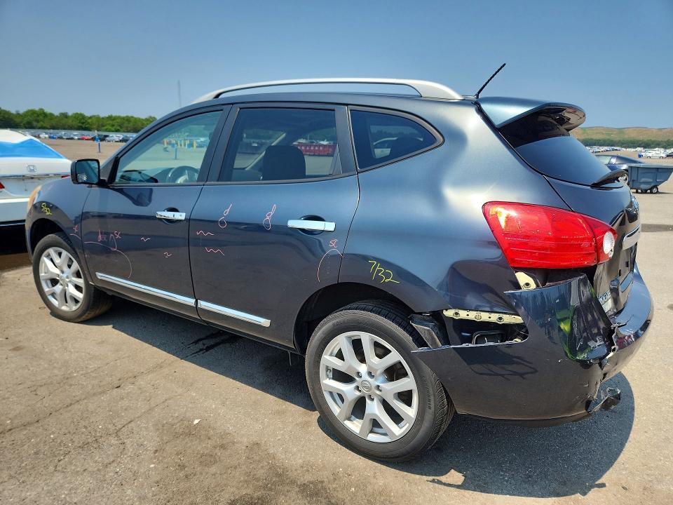 Photo 2 from auction – 2013 NISSAN ROGUE with VIN JN8AS5MV2DW635827
