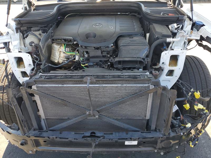 Photo 12 from auction – 2024 MERCEDES-BENZ GLS with VIN 4JGFF5KE1RB209243