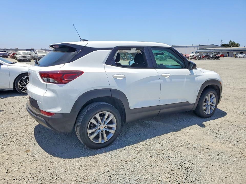 Photo 3 from auction – 2021 CHEVROLET TRAILBLAZER with VIN KL79MMS26MB051107