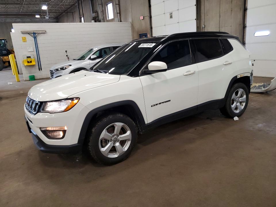 JEEP COMPASS 2018 with VIN 3C4NJDBB5JT478895 - Photo from auction