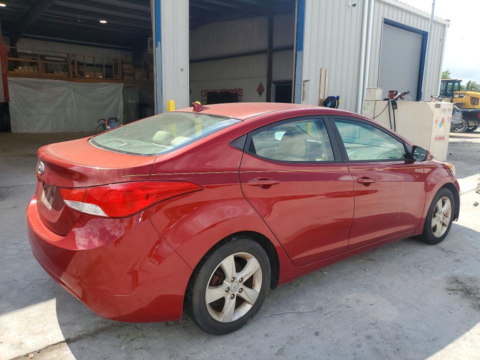 Photo 3 from auction – 2011 HYUNDAI ELANTRA with VIN KMHDH4AE2BU101009
