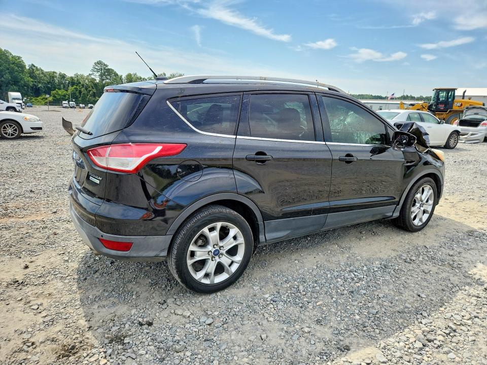 Photo 3 from auction – 2016 FORD ESCAPE with VIN 1FMCU0JX5GUA07943
