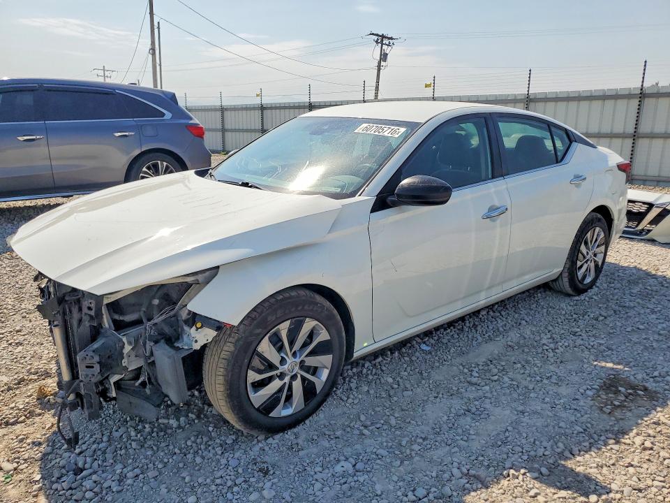 Photo 1 from auction – 2022 NISSAN ALTIMA with VIN 1N4BL4BV2NN335390
