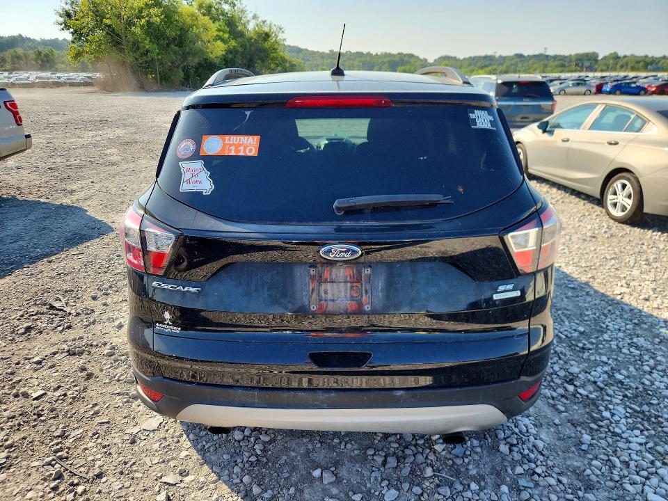 Photo 6 from auction – 2017 FORD ESCAPE with VIN 1FMCU0GD4HUC98627