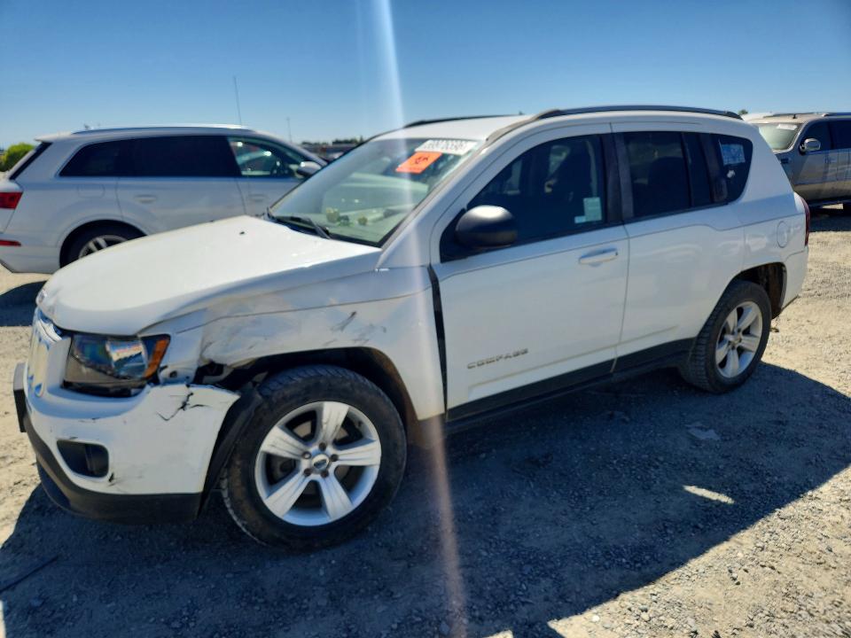 JEEP COMPASS 2015 with VIN 1C4NJDBB7FD206717 - Photo from auction